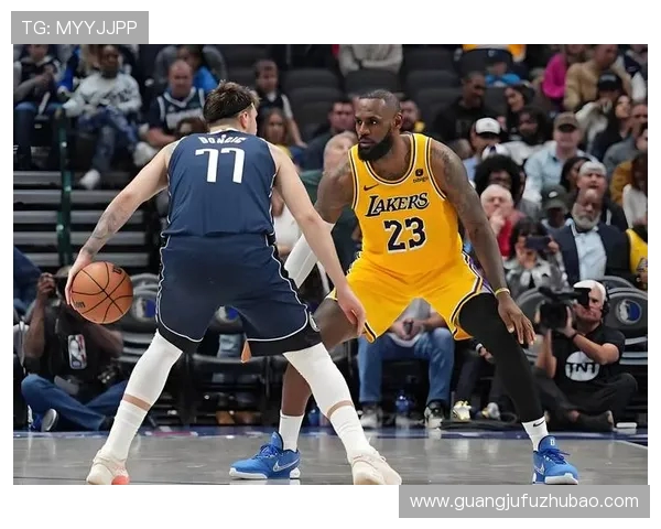 原创詹姆斯：东契奇已亲自下令打爆独行侠，我会考虑砍下50分